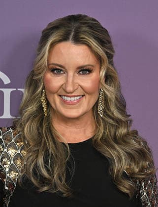 2026 Gracie Awards Gala Kelly Sutton arriving to The Alliance For Women In Media Foundation™s 2026 Gracie Awards Gala at the Beverly Wilshire Four Seasons Hotel on May 19, 2026 in Beverly Hills, CA. Beverly Hills Beverly Wilshire Hotel California USA Copyright: xStarbuck xAFF-USA.COMx