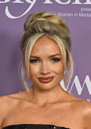 2026 Gracie Awards Gala Natalie Alyn Lind arriving to The Alliance For Women In Media Foundation™s 2026 Gracie Awards Gala at the Beverly Wilshire Four Seasons Hotel on May 19, 2026 in Beverly Hills, CA. Beverly Hills Beverly Wilshire Hotel California USA Copyright: xStarbuck xAFF-USA.COMx