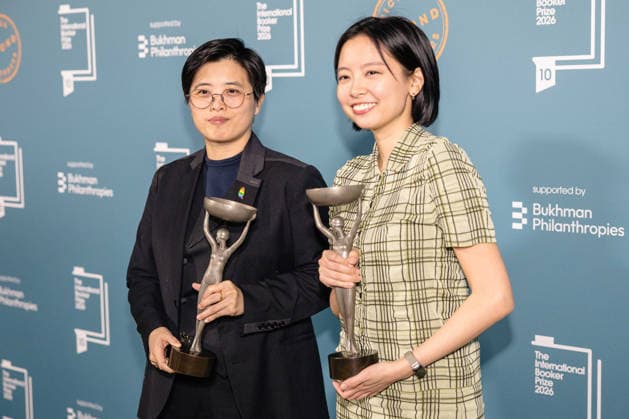 International Booker Prize 2026 Ceremony at Tate Modern, London, UK 19 May 2026 Author Yang Shuang-zi and translator Lin King on the red carpet after winning the International Booker Prize 2026 at Tate Modern, London, UK, on 19 May 2026, for their work Taiwan Travelogue., Credit:Pete Speller Avalon  Copyright: xPetexSpellerx xAvalonx 1100648091