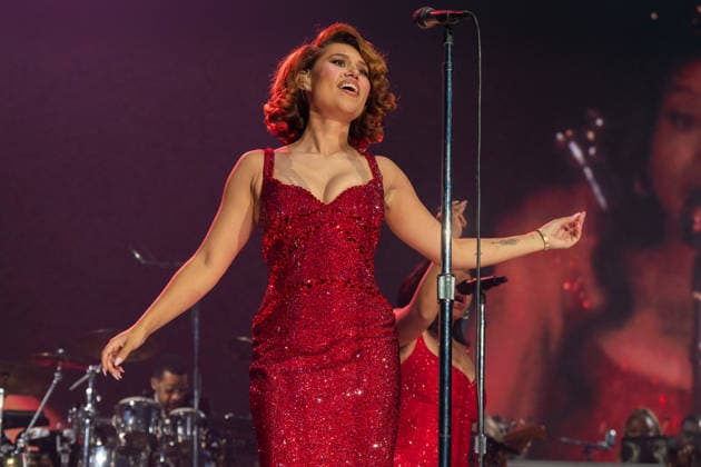May 19, 2026, London, United Kingdom: Rachel Agatha Keen, known professionally as Raye seen performing live on stage during the concert. Raye brings her This Tour May Contain New Music arena tour back to the O2 London. Raye s support acts on the tour and her younger sisters and rising artists, ABSOLUTELY and AMMA London United Kingdom - ZUMAs197 20260519_aaa_s197_525 Copyright: xBonniexBritainx
