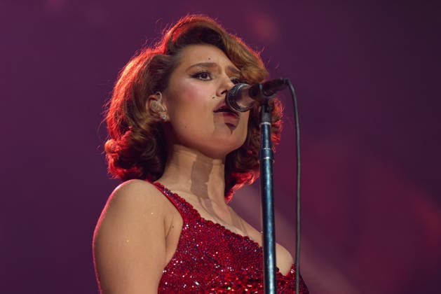 May 19, 2026, London, United Kingdom: Rachel Agatha Keen, known professionally as Raye seen performing live on stage during the concert. Raye brings her This Tour May Contain New Music arena tour back to the O2 London. Raye s support acts on the tour and her younger sisters and rising artists, ABSOLUTELY and AMMA London United Kingdom - ZUMAs197 20260519_aaa_s197_521 Copyright: xBonniexBritainx