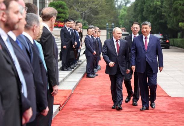 China Russia 9169433 20.05.2026 Russian President Vladimir Putin attends a welcome ceremony with Chinese President Xi Jinping outside the Great Hall of the People in Beijing, China. Alexander Kazakov Sputnik Beijing China  Copyright: xAlexanderxKazakovx