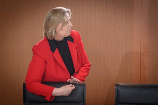 Berlin, Kabinettssitzung der Bundesregierung Kabinettssitzung der Bundesregierung am 20.05.2026 im Bundeskanzleramt in Berlin. Im Bild: Bärbel Bas (Bundesministerin für Arbeit und Soziales, SPD) Berlin Bundeskanzleramt Berlin Deutschland *** Berlin, Cabinet meeting of the Federal Government Cabinet meeting of the Federal Government on 20 05 2026 at the Federal Chancellery in Berlin In the picture Bärbel Bas Federal Minister of Labor and Social Affairs, SPD Berlin Federal Chancellery Berlin Germany