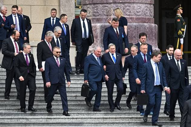 China Russia 9169546 20.05.2026 Members of the Russian delegation attend a welcome ceremony for Russian President Vladimir Putin with Chinese President Xi Jinping outside the Great Hall of the People in Beijing, China. Kristina Solovyova Sputnik Beijing China  Copyright: xKristinaxSolovyovax