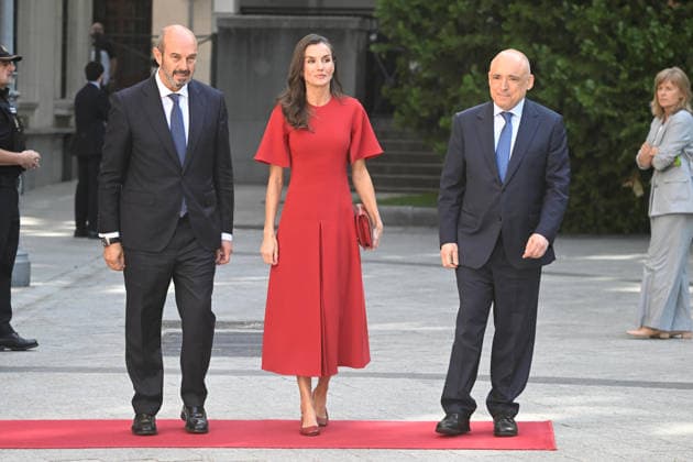 Queen Letizia attends the XV edition of the Luis Carandell Parliamentary Journalism Awards The President of the Senate, Pedro Manuel Rollán Ojeda, Queen Letizia and Rafael Simancas attend the XV edition of the Luis Carandell Parliamentary Journalism Awards to Paloma Cervilla and Héctor Esteban García at the Senate Palace, on May 20, 2026, in Madrid Spain QUEEN LETIZIA QUEEN ROYALTY LUIS CARANDELL JOURNALISM AWARDS MAY 20, 2026 José Madrid Madrid Madrid Spain  Copyright: xJosÃ xOlivax 7536104