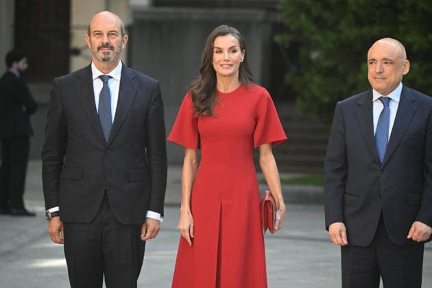 Queen Letizia attends the XV edition of the Luis Carandell Parliamentary Journalism Awards The President of the Senate, Pedro Manuel Rollán Ojeda, Queen Letizia and Rafael Simancas attend the XV edition of the Luis Carandell Parliamentary Journalism Awards to Paloma Cervilla and Héctor Esteban García at the Senate Palace, on May 20, 2026, in Madrid Spain QUEEN LETIZIA QUEEN ROYALTY LUIS CARANDELL JOURNALISM AWARDS MAY 20, 2026 José Madrid Madrid Madrid Spain  Copyright: xJosÃ xOlivax 7536107