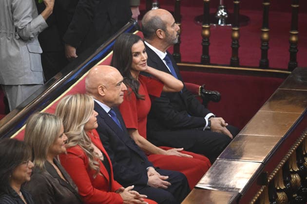 Queen Letizia attends the XV edition of the Luis Carandell Parliamentary Journalism Awards The President of the Senate, Pedro Manuel Rollán Ojeda, Queen Letizia and Rafael Simancas attend the XV edition of the Luis Carandell Parliamentary Journalism Awards to Paloma Cervilla and Héctor Esteban García at the Senate Palace, on May 20, 2026, in Madrid Spain QUEEN LETIZIA QUEEN ROYALTY LUIS CARANDELL JOURNALISM AWARDS MAY 20, 2026 José Madrid Madrid Madrid Spain  Copyright: xJosÃ xOlivax 7536109