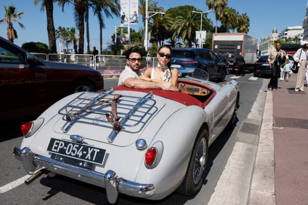 Cannes Nabilla, Thomas Vergara Croisette MP Cannes, France- May 20: Nabilla, Thomas Vergara do a photo-shooting along the Croisette during 79th Festival of Cannes, on May 20 2026 in Cannes, France. Photo by Marco Piovanotto Abacapress.com Cannes France  Copyright: xPiovanottoxMarco ABACAx