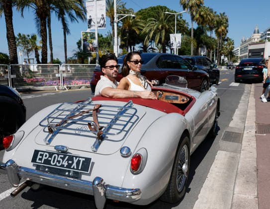 Cannes Nabilla, Thomas Vergara Croisette MP Cannes, France- May 20: Nabilla, Thomas Vergara do a photo-shooting along the Croisette during 79th Festival of Cannes, on May 20 2026 in Cannes, France. Photo by Marco Piovanotto Abacapress.com Cannes France  Copyright: xPiovanottoxMarco ABACAx