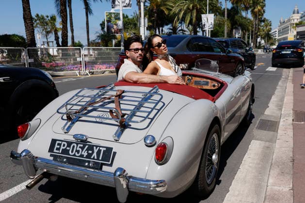 Cannes Nabilla, Thomas Vergara Croisette MP Cannes, France- May 20: Nabilla, Thomas Vergara do a photo-shooting along the Croisette during 79th Festival of Cannes, on May 20 2026 in Cannes, France. Photo by Marco Piovanotto Abacapress.com Cannes France  Copyright: xPiovanottoxMarco ABACAx