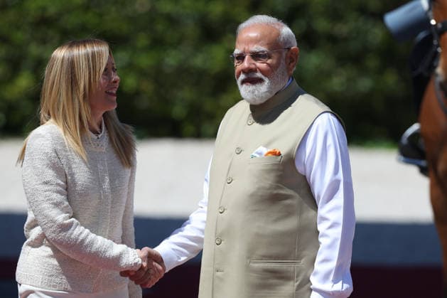 IPA84892636 - Rome, Italy May 20, 2026: Prime Minister Giorgia Meloni meets with Prime Minister of India Narendra Modi to further strengthen the strategic partnership between Italy and India at Villa Doria Pamphilj for a discussion on economics, innovation, energy and international cooperation.  Copyright: xmarcoxiacobuccix xmarcoxiacobuccix 84892636