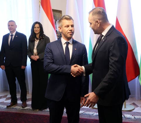 Hungarian prime minister visits Poland Photo: Adam Burakowski East News Newly elected prime minister of Hungary Peter Magyar meets with the president of Poland Karol Nawrocki on May 20, 2026 in Warsaw, Poland. This is the first foreign visit of a new Hungarian leader after winning parliamentary elections in April. EN_01677831_0466 
