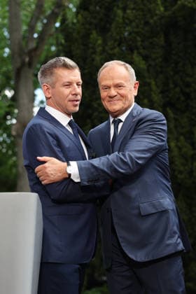 Peter Magyar - Donald Tusk meeting in Warsaw WARSAW, POLAND - MAY 20: Hungarian Prime Minister Peter Magyar (L) and Polish Prime Minister Donald Tusk (R) hold a joint press conference at the Prime Minister s Residence in Warsaw, Poland on May 20, 2026. Jakub Porzycki Anadolu Warsaw Poland. Editorial use only. Please get in touch for any other usage.  Copyright: x2026xAnadoluxJakubxPorzyckix