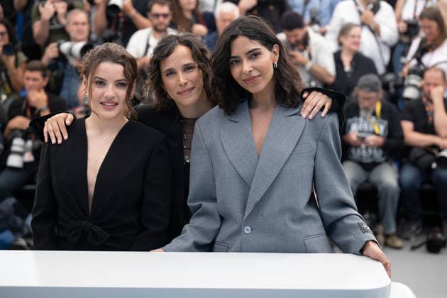 Cannes Le Triangle D Or Photocall LZ Malou Khebizi, Hélène Rosselet-Ruiz, Soundos Mosbah attending the photocall of Le Triangle D Or during the 79th Cannes International Film Festival in Cannes, France on May 20, 2026, the film selected in the Official Competition. Photo by Laurent Zabulon ABACAPRESS.COM  Copyright: xZabulonxLaurentx