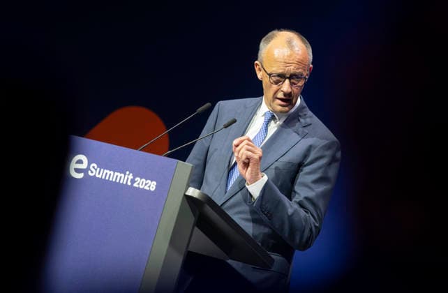 Friedrich Merz besucht eSummit 2026 EUR, Deutschland, Berlin, 20.05.2026: Keynote von Bundeskanzler Friedrich Merz (CDU) auf dem eSummit 2026 ein Gipfeltreffen der Elektro- und Digitalindustrie. Unter dem Motto: Zukunft mAIde with Germany. *** Friedrich Merz visits eSummit 2026 EUR, Germany, Berlin, 20 05 2026 Keynote speech by Federal Chancellor Friedrich Merz CDU at the eSummit 2026 a summit meeting of the electrical and digital industry Under the motto Future mAIde with Germany