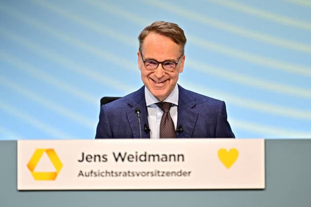 Hauptversammlung Commerzbank AG. Prof. Dr. Jens Weidmann ( Aufsichtsratsvoritzender Commerzbank AG ) anläßlich der Hauptversammlung der Commerzbank AG am 15.02.2024 in Frankfurt Main. 20260520MWI123056 *** Annual General Meeting Commerzbank AG Prof Dr Jens Weidmann Chairman of the Supervisory Board Commerzbank AG on the occasion of the Annual General Meeting of Commerzbank AG on 15 02 2024 in Frankfurt Main 20260520MWI123056