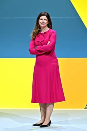 Hauptversammlung Commerzbank AG. Dr. Bettina Orlopp ( Vorstandsvorsitzende Commerzbank AG ) anläßlich der Hauptversammlung der Commerzbank AG am 15.02.2024 in Frankfurt Main. 20260520MWI122969 *** Annual General Meeting Commerzbank AG Dr Bettina Orlopp Chairwoman of the Board of Managing Directors Commerzbank AG on the occasion of the Annual General Meeting of Commerzbank AG on 15 02 2024 in Frankfurt Main 20260520MWI122969