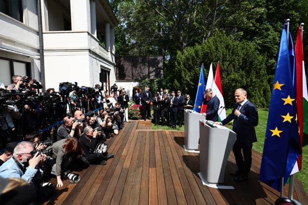 Peter Magyar - Donald Tusk joint press conference in Warsaw WARSAW, POLAND - MAY 20: Prime Minister of Hungary Peter Magyar and Prime Minister of Poland Donald Tusk during the joint press conference at Prime Minister Residence in Warsaw, Poland on May 2026. Jakub Porzycki Anadolu Warsaw Poland. Editorial use only. Please get in touch for any other usage.  Copyright: x2026xAnadoluxJakubxPorzyckix