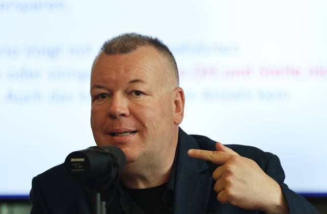 Pressekonferenz AfD - Plagiatsgutachten 20.05.2026, Erfurt, Thueringer Landtag, Raum F056, Pressekonferenz zum neuen Plagiatsgutachten zur Doktorarbeit von Ministerpraesident Mario Voigt unter dem Titel Wissenschaftssimulation? Neues Gutachten belastet Mario Voigts Doktorarbeit schwer im Bild: Dr. Stefan Weber (Privatdozent an der Universitaet Wien) *** Press conference AfD plagiarism report 20 05 2026, Erfurt, Thuringian state parliament, room F056, Press conference on the new plagiarism report on the doctoral thesis of State Premier Mario Voigt under the title Science simulation New report heavily incriminates Mario Voigts doctoral thesis in the picture Dr Stefan Weber private lecturer at the University of Vienna