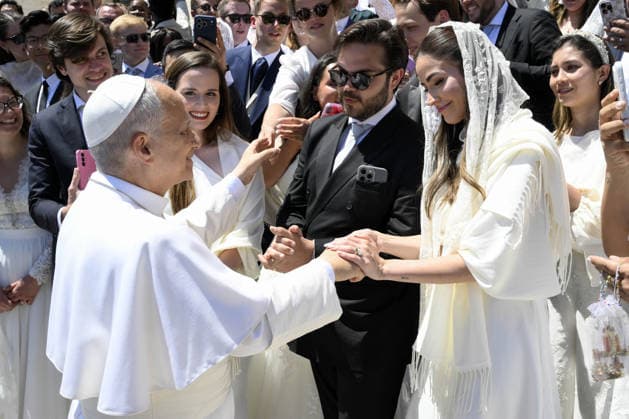 Pope Leo XIV Leads The General Audience - Vaican Pope Leo XIV attends the weekly general audience in Saint Peter’s square, Vatican on May 20, 2026. Photo by (EV) Mario Tomassetti Vatican Media ABACAPRESS.COM Rome Vatican (or Holy See)  Copyright: xABACAx