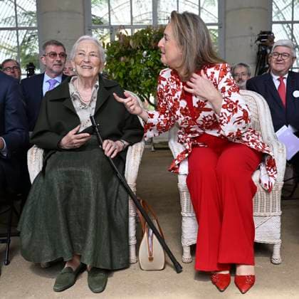 Queen Paola Foundation Awards 2026 BRUSSELS, BELGIUM - MAY 20 : Queen Paola of Belgium and Princess Claire of Belgium pictured during the Queen Paola Foundation Awards in the Orangery at Laeken Palace. Through these Awards, the Foundation aims to recognise initiatives that promote the inclusion and education of disadvantaged young people aged between 3 and 25, whilst inspiring others to get involved or to set up similar projects on May 20, 2026 in Brussels, Belgium, 20 05 2026 Brussels Belgium  Copyright: xDidierxLebrunx