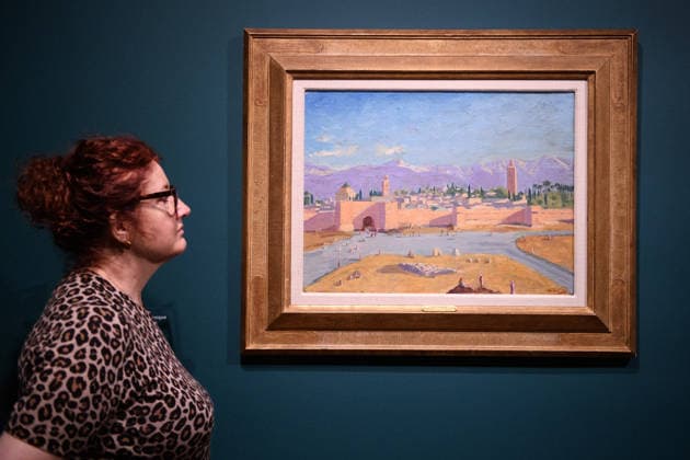 Winston Churchill: The Painter Exhibition Photocall at The Wallace Collection, London, UK - 20 May, 2026 A staff member poses with The Tower of the Koutoubia Mosque , 1943 by Winston Churchill as part of an Exhibition titled Winston Churchill: The Painter at The Wallace Collection in London, England, UK on Wednesday 20 May, 2026 which runs from 23 May - 29 November 2026., Credit:Justin Ng Avalon UK, England, London, The Wallace Collection  Copyright: xJustinxNgx xAvalonx 1101409455