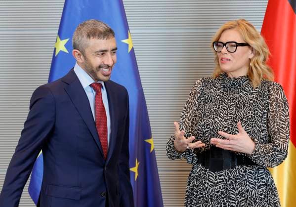 Außenminister der Vereinigten Arabischen Emirate, Scheich Abdullah bin Zayed Al Nahyan,Bundestagspräsidentin Julia Klöckner, Deutschland, Berlin, Reichstag, Bundestagspräsidentin Julia Klöckner empfängt den Außenminister der Vereinigten Arabischen Emirate, Scheich Abdullah bin Zayed Al Nahyan, zu einem Gespräch. *** Foreign Minister of the United Arab Emirates, Sheikh Abdullah bin Zayed Al Nahyan,President of the Bundestag Julia Klöckner, Germany, Berlin, Reichstag, President of the Bundestag Julia Klöckner receives the Foreign Minister of the United Arab Emirates, Sheikh Abdullah bin Zayed Al Nahyan, for talks