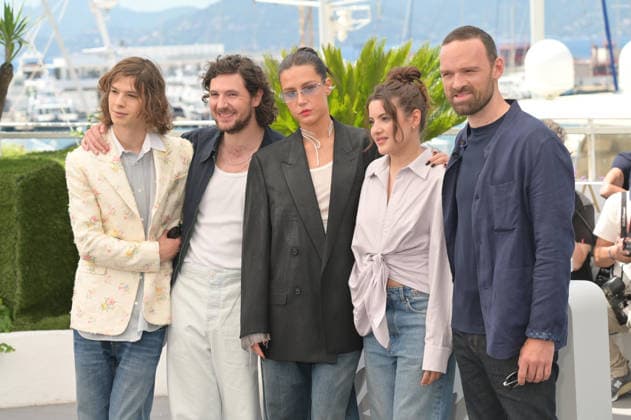 Orange-Flavoured Wedding Photocall at 79th Festival de Cannes - Cannes, France CANNES, FRANCE. May 20, 2026: Paul Kircher, Vincent Lacoste, Adele Exarchopoulos, Malou Khebizi & Alban Lenoir at the photocall for Orange-Flavoured Wedding at the 79th Festival de Cannes. CAP GOL GOL Cannes Provence-Alpes-Côte d Azur France Copyright: xRickxGold CapitalxPicturesx