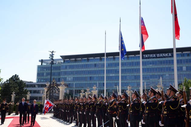 Official state visit of Albanian President Barjam Begaj to Slovakia BRATISLAVA, SLOVAKIA - MAY 20: The President of Slovakia, Peter Pellegrini (L), welcomes the President of Albania, Bajram Begaj (R) who arrived on an official visit in Bratislava, Slovakia on May 20, 2026. This is the first ever visit by an Albanian head of state to Slovakia, with the aim of establishing more intensive cooperation between the countries. Zuzana Gogova Anadolu Bratislava Slovakia. Editorial use only. Please get in touch for any other usage.  Copyright: x2026xAnadoluxZuzanaxGogovax
