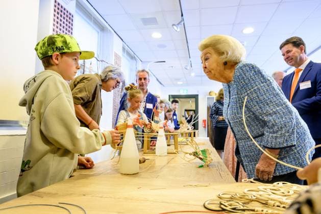 Noordwolde, The Netherlands, 2026-05-20 13:30:32 NOORDWOLDE, 20-05-2026, Princess Beatrix of the Basketry Museum visits the National Basketry Museum in Noordwolde. The museum is celebrating its 25th anniversary with a special Top 25 exhibition featuring remarkable woven works and contemporary applications of basketry. PHOTO: NLBeeld Patrick van Emst Credit: NL Beeld Patrick van Emst  Copyright: xx x