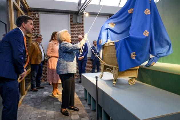 Noordwolde, The Netherlands, 2026-05-20 13:41:03 NOORDWOLDE, 20-05-2026, Princess Beatrix of the Basketry Museum visits the National Basketry Museum in Noordwolde. The museum is celebrating its 25th anniversary with a special Top 25 exhibition featuring remarkable woven works and contemporary applications of basketry. PHOTO: NLBeeld Patrick van Emst Credit: NL Beeld Patrick van Emst  Copyright: xx x