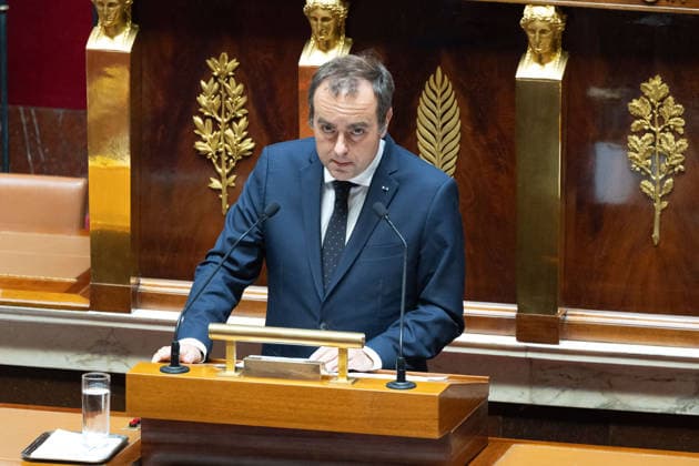 Debate focused on the elections in New Caledonia - Paris French Prime Minister Sebastien Lecornu delivers a speech ahead of a debate focused on the Draft law on the updating of the electorate for Congress and Provincial Assemblies elections in New Caledonia at The National Assembly, France s lower house of parliament in Paris on May 20, 2026. Photo by Raphael Lafargue ABACAPRESS.COM Paris France  Copyright: xLafarguexRaphael ABACAx