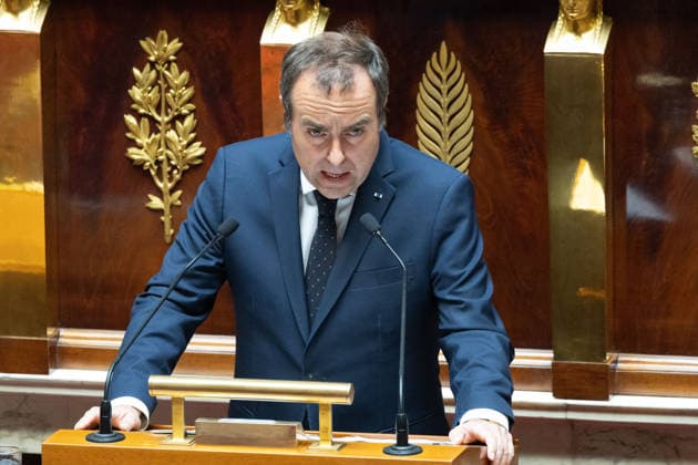 Debate focused on the elections in New Caledonia - Paris French Prime Minister Sebastien Lecornu delivers a speech ahead of a debate focused on the Draft law on the updating of the electorate for Congress and Provincial Assemblies elections in New Caledonia at The National Assembly, France s lower house of parliament in Paris on May 20, 2026. Photo by Raphael Lafargue ABACAPRESS.COM Paris France  Copyright: xLafarguexRaphael ABACAx