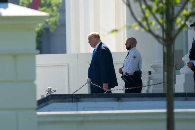 May 20, 2026, Washington, Dc, United States: President DONALD TRUMP departs the White House heading to the US Coast Guard Academy where he will speak at graduation on May 20, 2026. Washington United States - ZUMAl312 20260520_znp_l312_003 Copyright: xAndrewxLeydenx