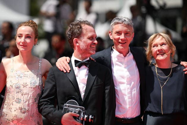 79ème Festival International du Film de Cannes Montée des marches du film Notre Salut 79th International Cannes Film Festival Red Carpet of Notre Salut movie 456506 2026 05 20 Blancke, Sandrine Marre, Emmanuel Arlaud, Swann  Copyright: xEstellexCarlierx xStarfacex STAR_456506_012