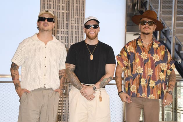 NEW YORK, NY- MAY 20: Pablo Mejia Bermudez, David Escobar Gallego and Juan David Huertas Clavijo of Piso 21 visit the Empire State Building on May 20, 2026 in New York City. Copyright: xmpi099 MediaPunchx
