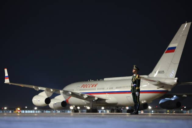 CHINA, BEIJING - MAY 20, 2026: An Honour Guard soldier is seen during a ceremony marking the departure of Russia s President Putin at Beijing Capital International Airport (Shoudu). Putin s official visit marks 25 years since the 2001 Treaty of Good Neighbourliness and Friendly Cooperation between Russia and China Beijing China  - ZUMAt113 20260520_zaa_t113_695 Copyright: xAlexanderxKazakovx