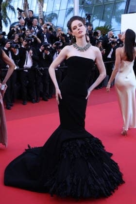 Cannes - La Bataille De Gaulle: L Age De Fer De Gaulle: Tilting Iron Red Carpet Coco Rocha at the La Bataille De Gaulle: L Age De Fer (De Gaulle: Tilting Iron) screening on the red carpet during the 79th annual Cannes Film Festival at Palais des Festivals on May 20, 2026 in Cannes, France. Photo by Jerome Domine ABACAPRESS.COM Cannes France  Copyright: xDominexJerome ABACAx