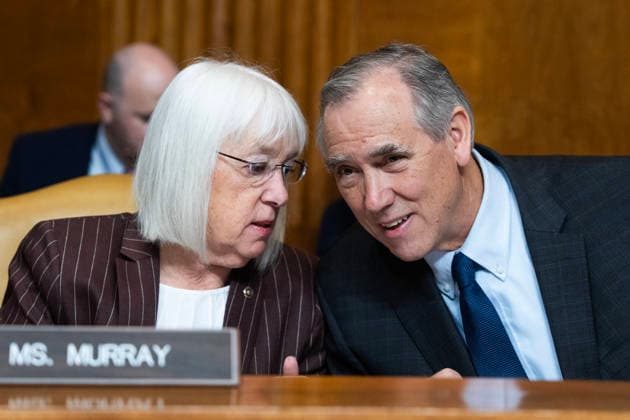 Senate Reconciliation Bill Markup UNITED STATES - MAY 20: Ranking member Sen. Jeff Merkley, D-Ore., and Sen. Patty Murray, D-Wash., attend the Senate Budget Committee markup of The Reconciliation Bill Pursuant to S.Con.Res.33, in Dirksen building on Wednesday, May 20, 2026. (Tom Williams CQ Roll Call) Washington DC United States EDITORIAL USE ONLY Copyright: x2026xCQ-RollxCall,xInc.x TomxWilliamsx rollcallpix171146