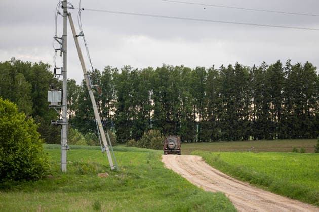 Gudžiu kaime Karo policija ir Lietuvos kariuomene ieöko drono. Gudžiai, 2026 m. Gegužes 20d. *** Military police and Lithuanian army search for a drone in Gudiai village Gudiai, 2026 May 20  Copyright: xx