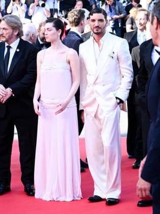 IPA84906129 - Cannes, 79th Cannes Film Festival 2025 - evening 9. red carpet LA BATAILLE DE GAULLE : L Ã‚GE DE FER. Pictured: Niels Schneider  Copyright: xTerenghi Ipa-Agency.netx xPoolxPhotoxEventsx07x 84906129