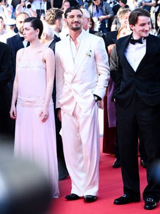 IPA84906127 - Cannes, 79th Cannes Film Festival 2025 - evening 9. red carpet LA BATAILLE DE GAULLE : L Ã‚GE DE FER. Pictured: Niels Schneider  Copyright: xTerenghi Ipa-Agency.netx xPoolxPhotoxEventsx07x 84906127