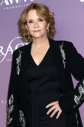 USA - 51st Gracie Awards - Beverly Hills LOS ANGELES - MAY 19: Lea Thompson at the 51st Gracie Awards at the Beverly Wilshire Hotel on May 19, 2026 in Beverly Hills, CA Beverly Hills CA USA  Copyright: xKathyxHutchinsx xHutchinsxPhotox