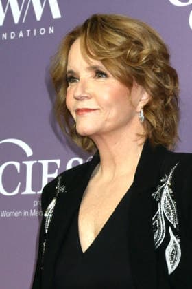 USA - 51st Gracie Awards - Beverly Hills LOS ANGELES - MAY 19: Lea Thompson at the 51st Gracie Awards at the Beverly Wilshire Hotel on May 19, 2026 in Beverly Hills, CA Beverly Hills CA USA  Copyright: xKathyxHutchinsx xHutchinsxPhotox