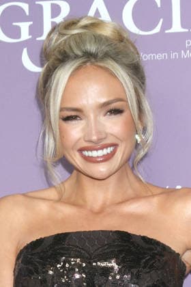 USA - 51st Gracie Awards - Beverly Hills LOS ANGELES - MAY 19: Natalie Alyn Lind at the 51st Gracie Awards at the Beverly Wilshire Hotel on May 19, 2026 in Beverly Hills, CA Beverly Hills CA USA  Copyright: xKathyxHutchinsx xHutchinsxPhotox