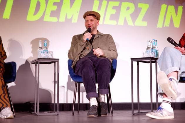 Sportfreunde Stiller - Mit dem Herz in der Hand Florian Weber 30 Jahre Sportfreunde Stiller - Mit dem Herz in der Hand, Kino Colosseum, Berlin Datum: 20.05.2026 *** Sportfreunde Stiller Mit dem Herz in der Hand Florian Weber 30 years of Sportfreunde Stiller Mit dem Herz in der Hand, Colosseum Cinema, Berlin Date 20 05 2026 Copyright: xEventpress Kratschx
