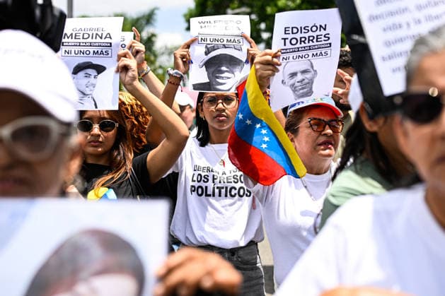 Protest for the release of political prisoners in Caracas CARACAS, VENEZUELA – MAY 20: Mothers, family members, students, and union workers march toward the headquarters of the Ministry of Popular Power for the Penitentiary Service during a protest demanding the release of political prisoners and denouncing deaths in state custody, in Caracas, Venezuela, May 20, 2026. Maxwell Briceno Anadolu Caracas Venezuela. Editorial use only. Please get in touch for any other usage.  Copyright: x2026xAnadoluxMaxwellxBricenox