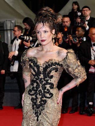 IPA84912830 - Cannes, 79th Cannes Film Festival 2025 - evening 9. red carpet The Man I Love . Pictured is Halsey  Copyright: xSimonexComix xPoolxPhotoxEventsx07x 84912830