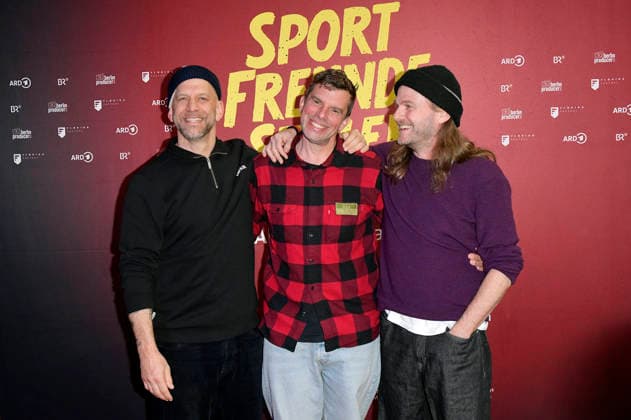 Florian Weber, Rüdiger Linhof und Peter Brugger von Sportfreunde Stiller bei der Preview des ARD-Dokumentarfilms Sportfreunde Stiller - Mit dem Herz in der Hand im Colosseum. Berlin, 20.05.2026 *** Florian Weber, Rüdiger Linhof and Peter Brugger from Sportfreunde Stiller at the preview of the ARD documentary Sportfreunde Stiller Mit dem Herz in der Hand at the Colosseum Berlin, 20 05 2026 Foto:xM.xBehrensx xFuturexImagex sportfreunde_6506