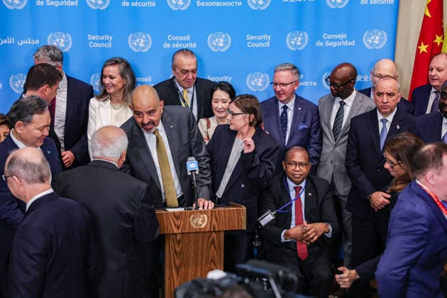 May 20, 2026, New York, New York, USA: WALID OBEIDAT, Permanent Representative of Jordan to the United Nations, greets supporters at the Security Council stakeout at UNHQ before a Security Council meeting on the Protection of Civilians in Armed Conflict, on behalf of the founding states of the Global Initiative to Galvanize Political Commitment to International Humanitarian Law, as MIRJANA SPOLJARIC, President of the International Committee of the Red Cross, stood alongside representatives of member states in support. New York USA - ZUMAo116 20260520_znp_o116_014 Copyright: xBiancaxOterox